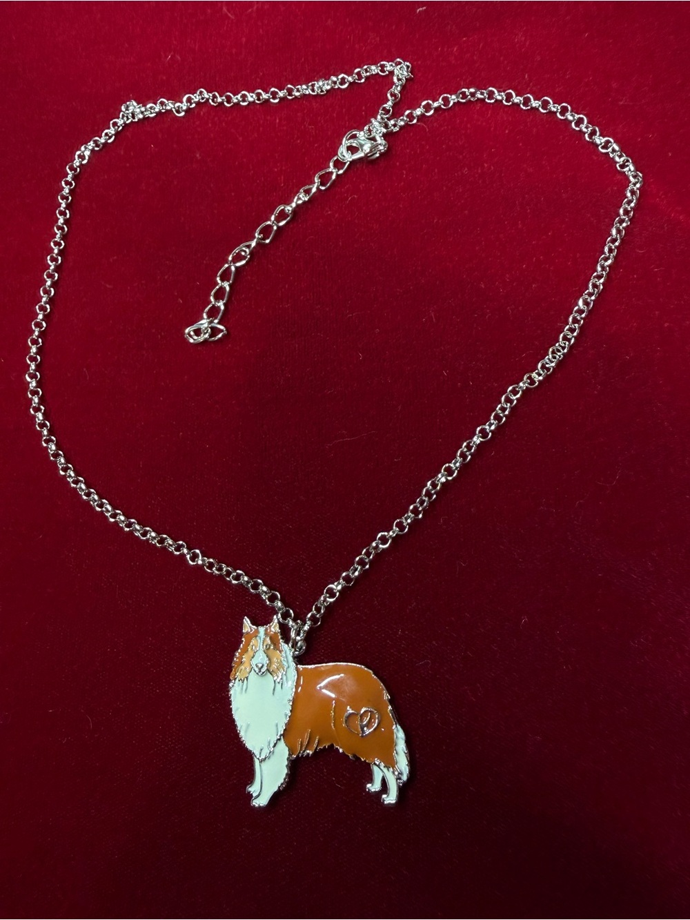 Collie Dog Enamel Pendant Necklace in White & Burnt Orange NWOT - Picture 5 of 5